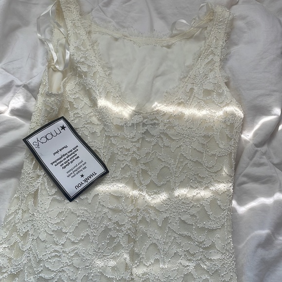Macys lace sparkly dress- Large - Picture 4 of 5